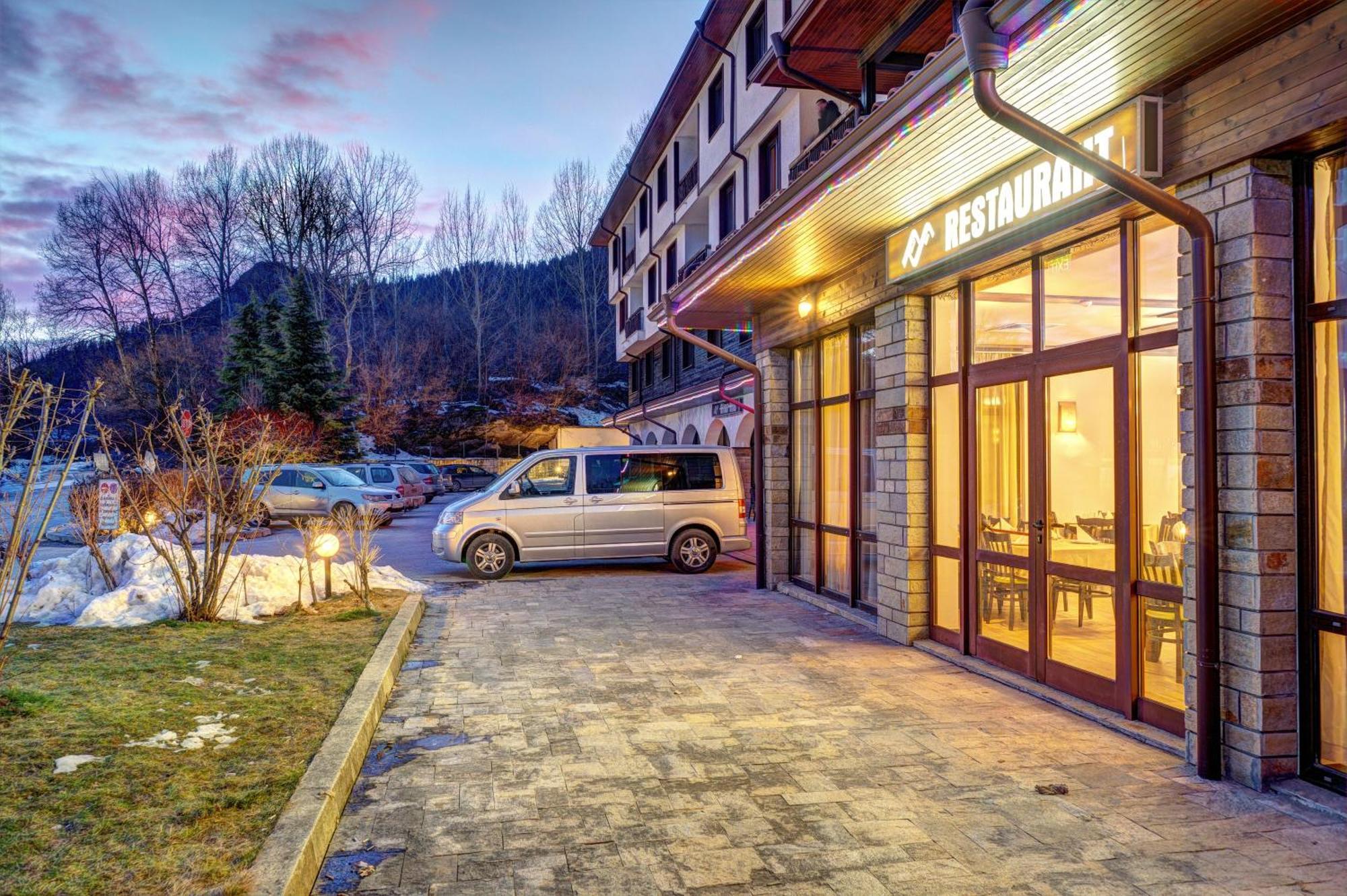 Silver Hills Rooms & Apartments With Free Parking Смолян Екстериор снимка